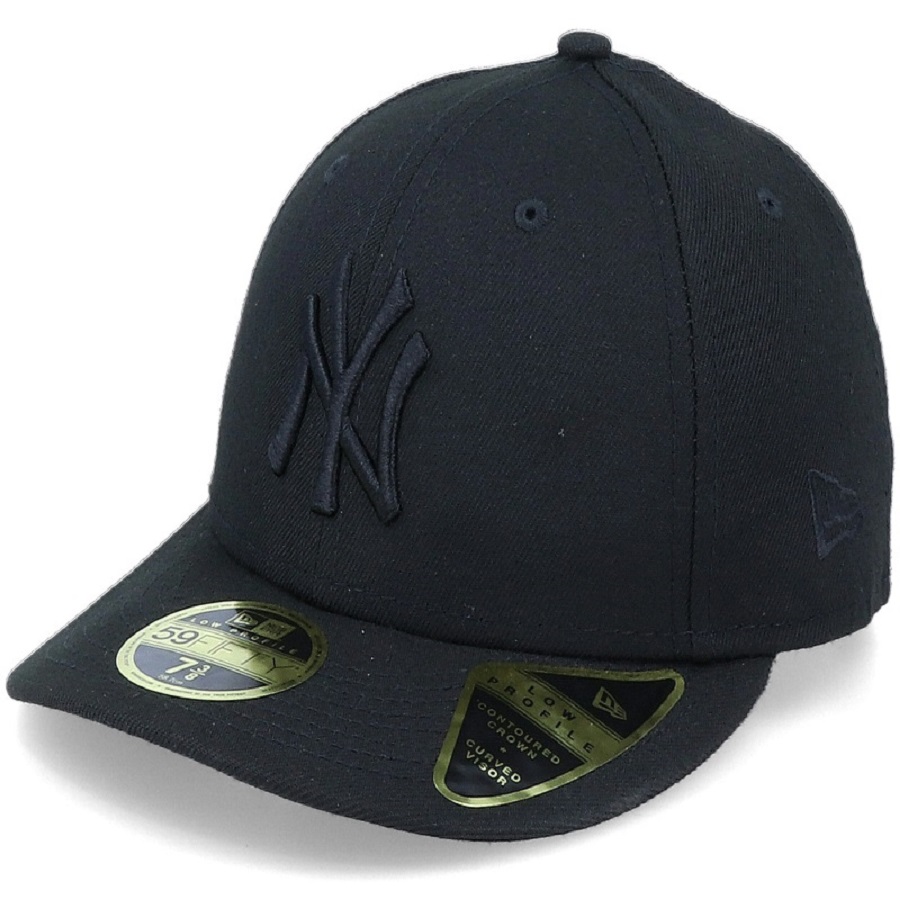 black fitted baseball cap