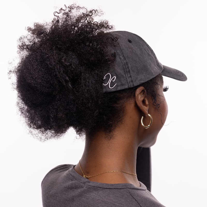 Short Curly Hair and Baseball Caps: Tips for Styling and Fit缩略图